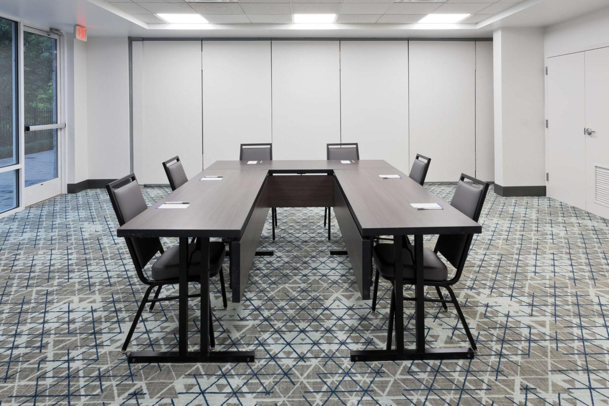 Hilton Garden Inn Birmingham Se/Liberty Park Eksteriør bilde