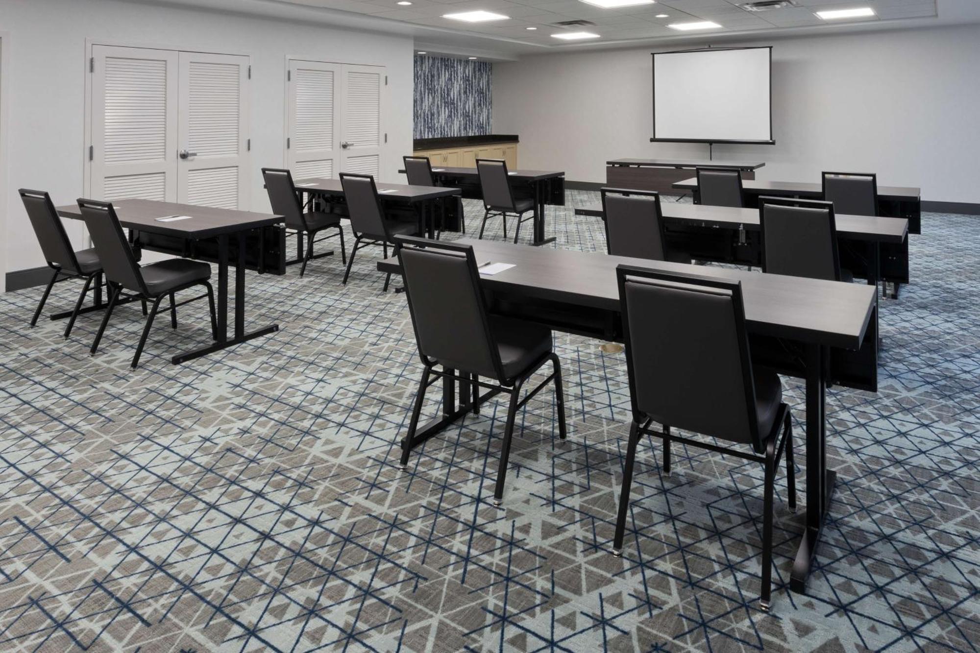 Hilton Garden Inn Birmingham Se/Liberty Park Eksteriør bilde