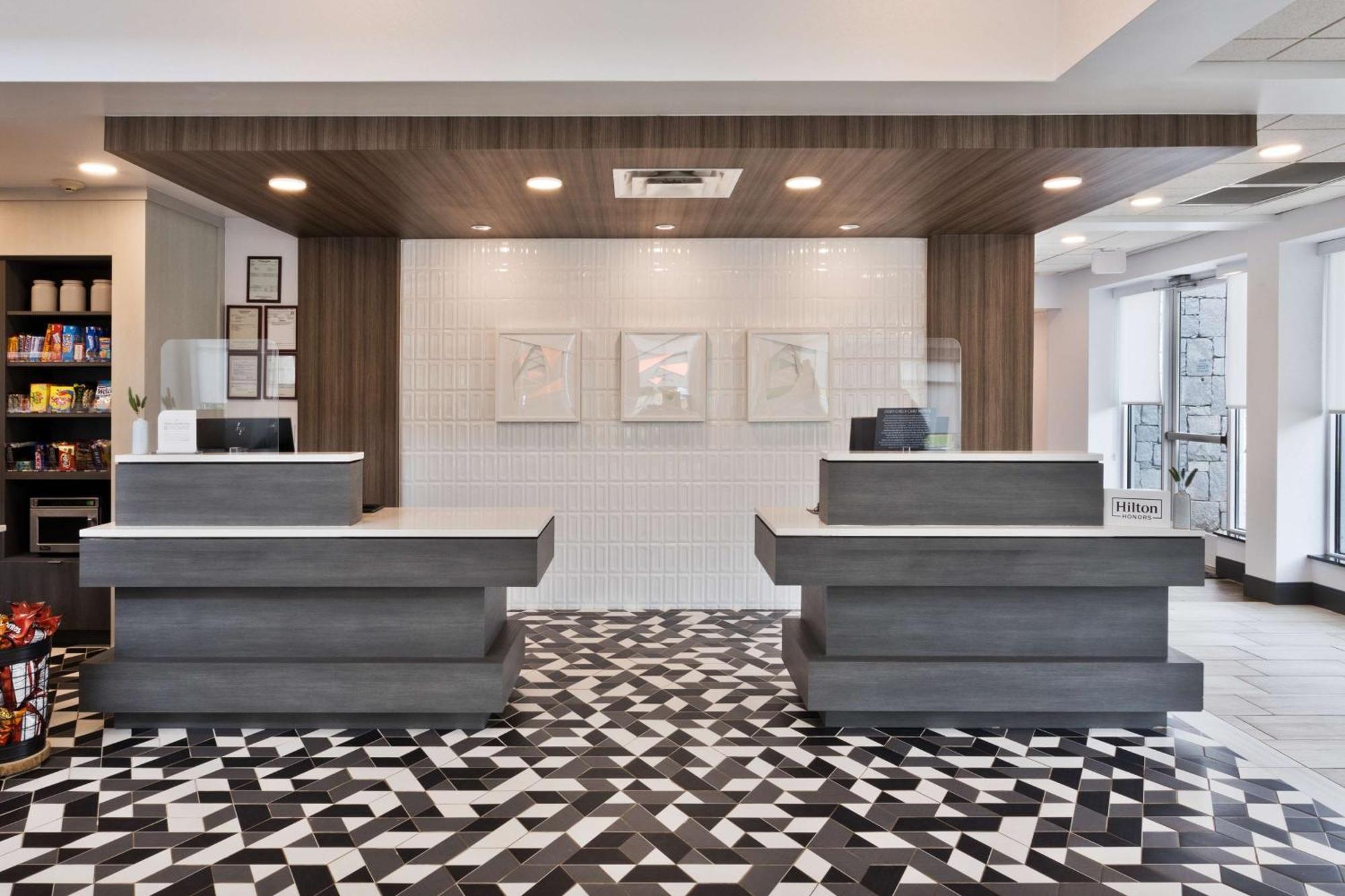 Hilton Garden Inn Birmingham Se/Liberty Park Eksteriør bilde